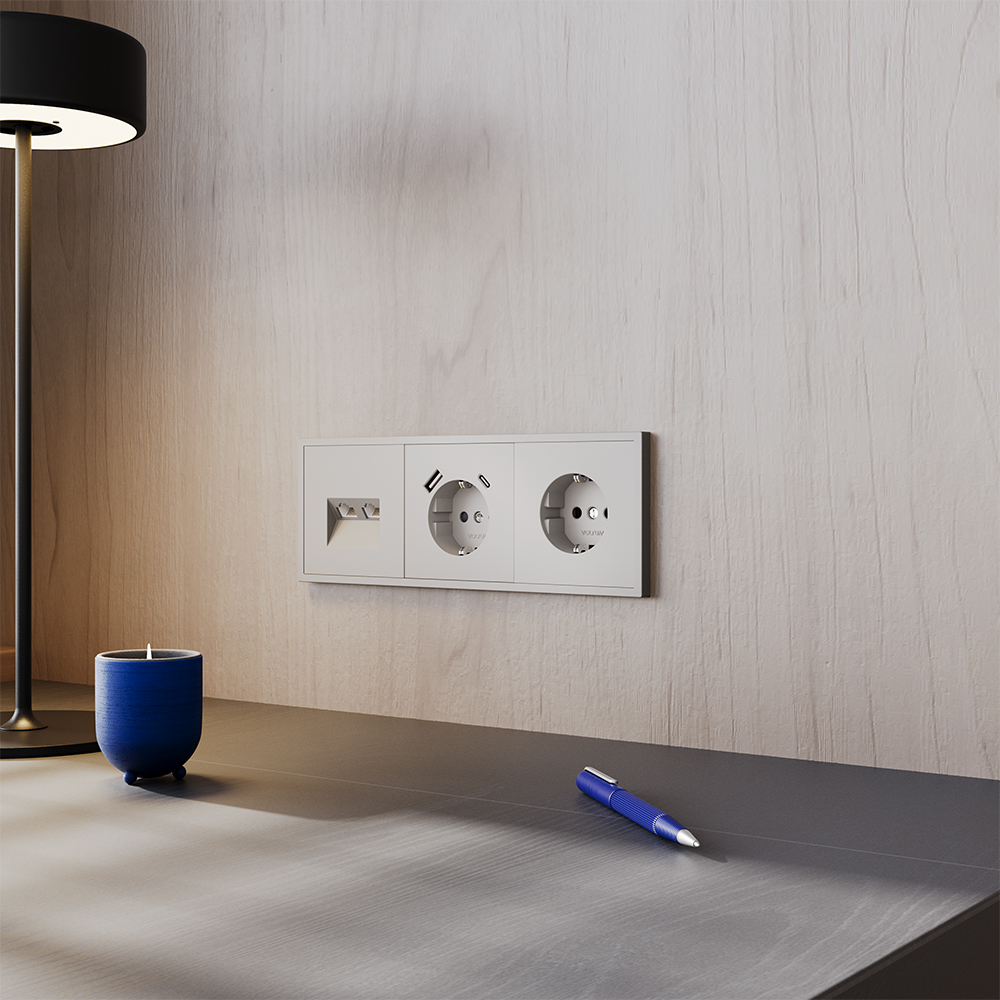 Розетка встраиваемая Voltum S70 с заземлением Soft touch Кашемир VLS040103 — изображение 4